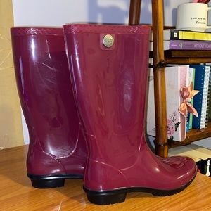 UGG Australia Women’s Classic Tall Rainboot Plum Wine Size 9